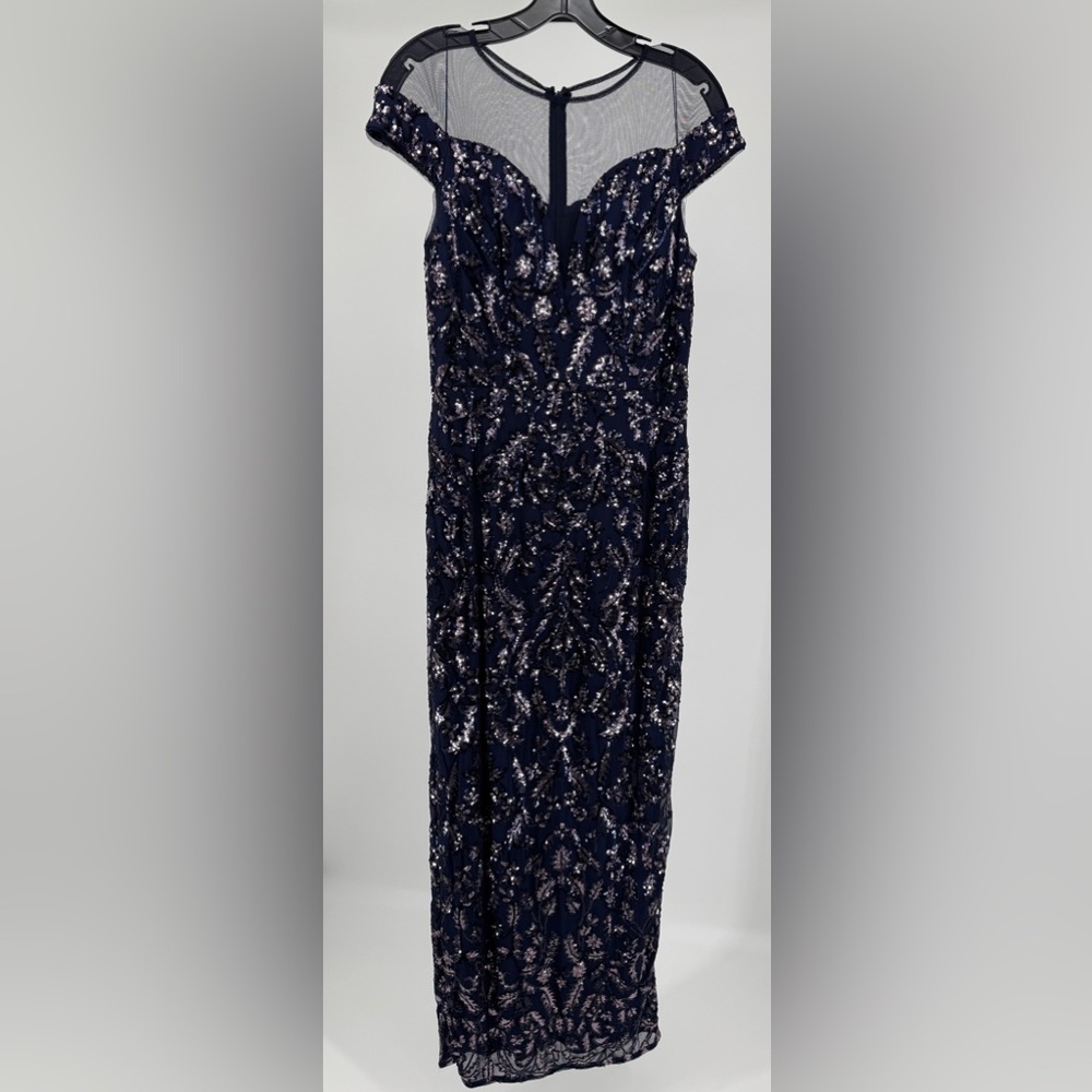 Stunning Adrianna Papell long sequined gown SIZE 8 - NEW TASTFUL FLASH & SEQUINS